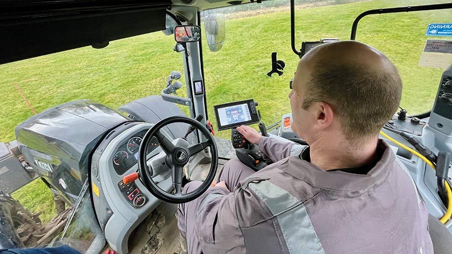 6,000-litre, 36m trailed Landquip sprayer cab