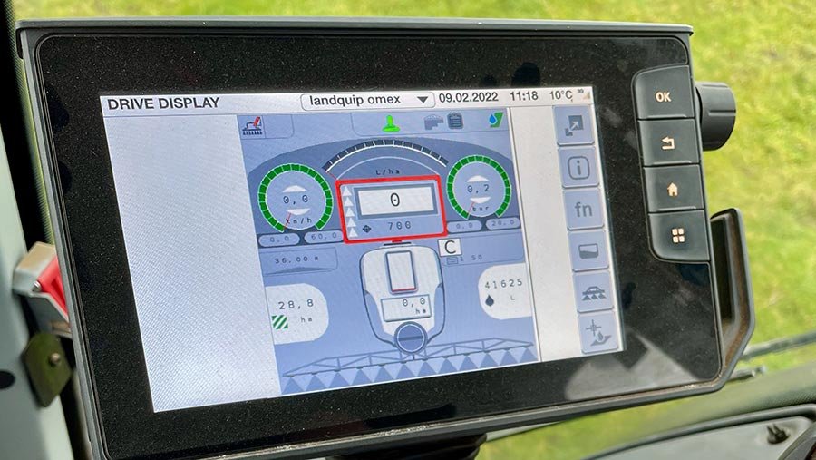 6,000-litre, 36m trailed Landquip sprayer Isobus control