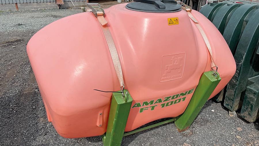 Amazone tank