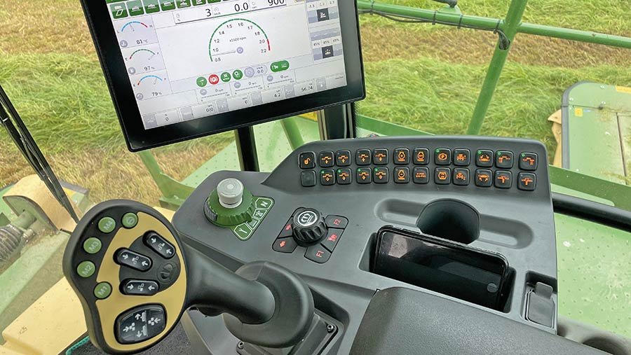 Krone Big M controls