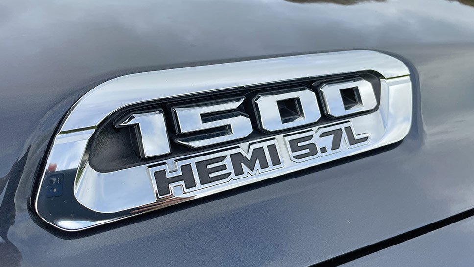 Hemi badge