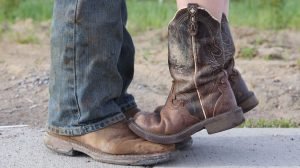 cowgirl-boots-kid-AbigailS