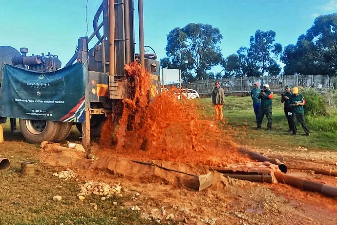 At Livingstone Public Hospital, the eighth borehole to be installed in preparation for Day Zero strikes water.