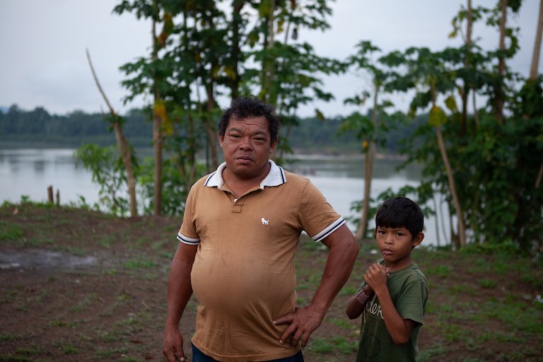 Taturarua Parakanã, a chief - or cacique - of a new village recently set up in the Apyterewa Indigenous Reserve, in São Félix do Xingu in the Brazilian state of Pará. The Indigenous leader says his community set up the new outpost in an effort to bar invaders from encroaching on the territory. Photo by Ana Ionova for Mongabay.